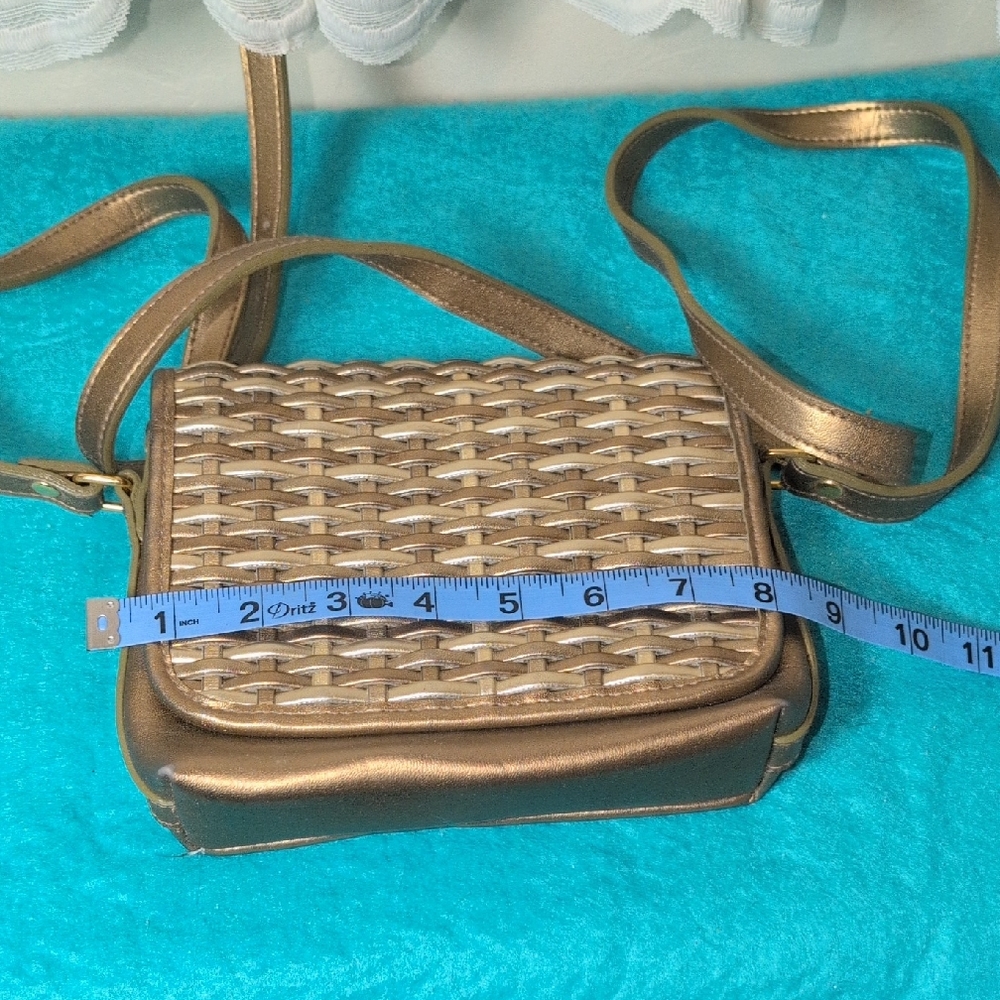 Elegant Gold Woven Crossbody Bag